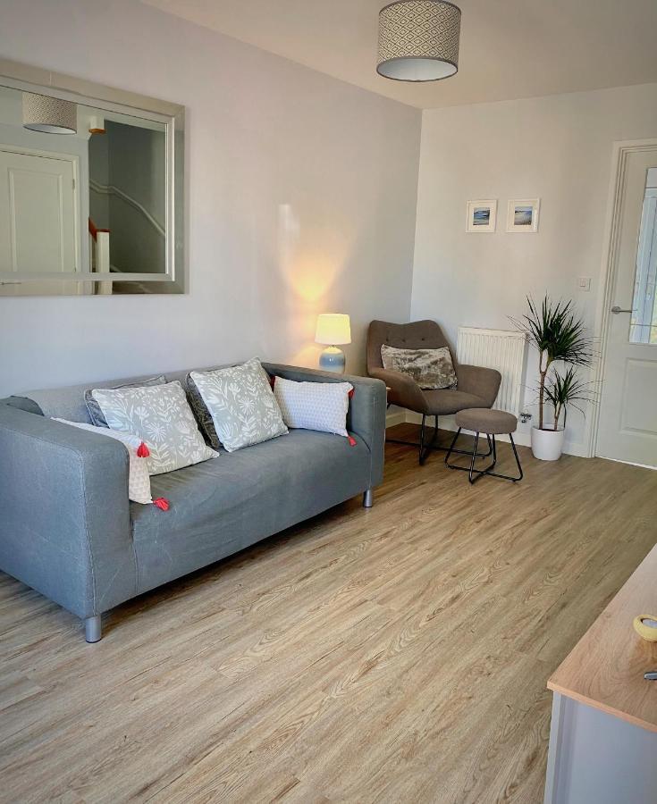 פלימות' Lovely 2 Bedroom, 2 Bathroom House With Parking. מראה חיצוני תמונה
