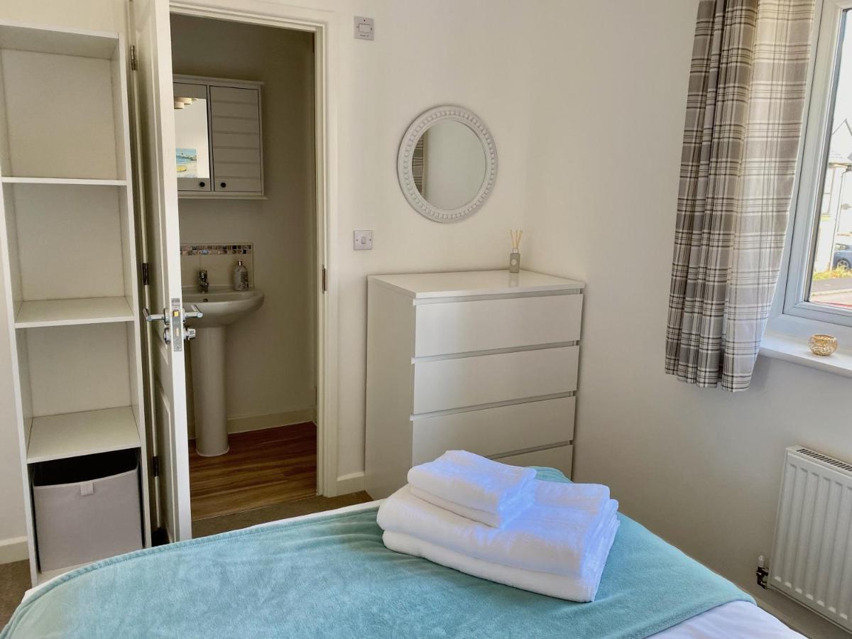 פלימות' Lovely 2 Bedroom, 2 Bathroom House With Parking. מראה חיצוני תמונה