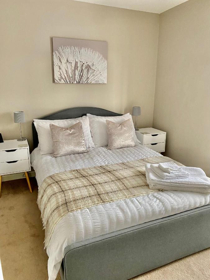 פלימות' Lovely 2 Bedroom, 2 Bathroom House With Parking. מראה חיצוני תמונה